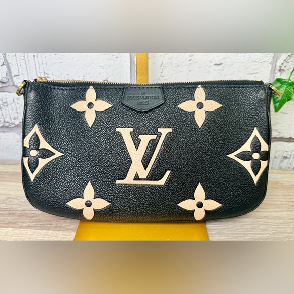 Louis Vuitton Multi Pochette Bicolor Leather Shoulder Crossbody Bag - Picture 3 of 16